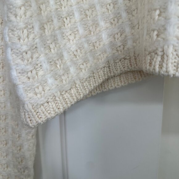 H&M Cream Texture-Knit Collar Gold & Pearl Button Cardigan Lady Jacket -NWOT - Picture 13 of 14